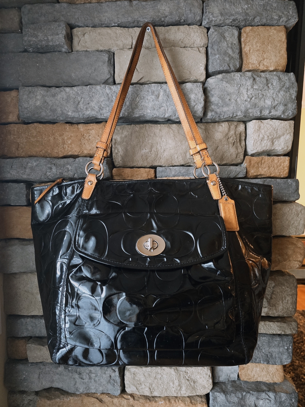 COACH F14662 Leah Black Glossy Embossed Patent Large Leather Tote Shoulder Bag *